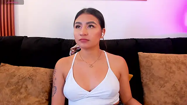 Snapshot of Zayda_1 chatting on October 7, 2025, 7:37 pm Zayda 1 online show from October 7, 2025, 7:37 pm