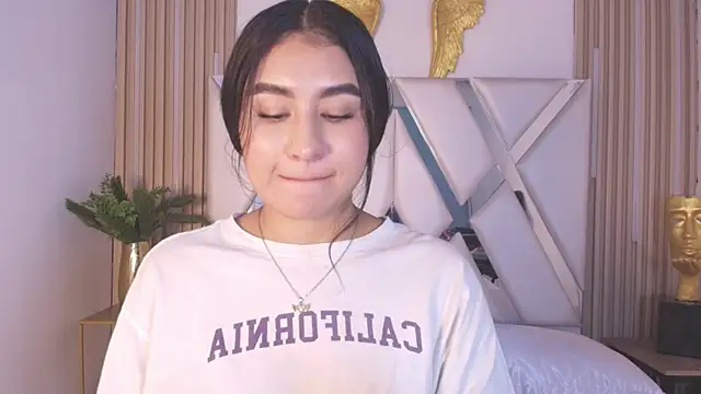 Snapshot of Zayda_1 chatting on October 10, 2025, 3:13 pm Zayda 1 online show from October 10, 2025, 3:13 pm