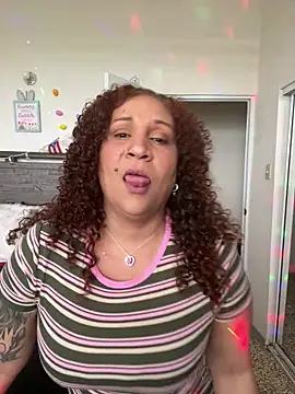 Snapshot of ladycreamypr2 chatting on March 22, 2026, 11:56 am ladycreamypr2 online show from March 22, 2026, 11:56 am