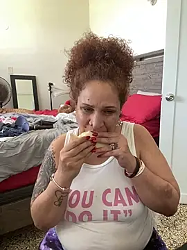 Snapshot of ladycreamypr2 chatting on March 3, 2026, 4:36 pm ladycreamypr2 online show from March 3, 2026, 4:36 pm