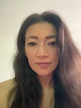Yulia sx online show from July 11, 2026, 9:37 pm