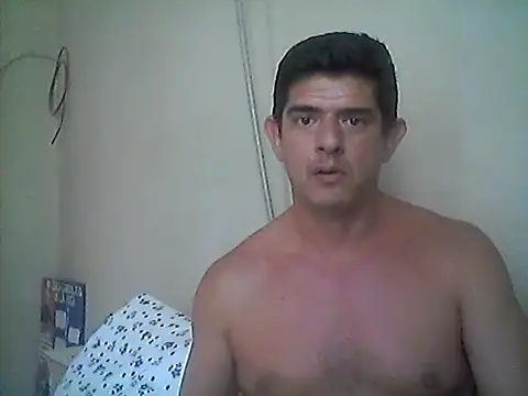 Snapshot of Marobronco chatting on July 6, 2026, 4:31 pm Marobronco online show from July 6, 2026, 4:31 pm