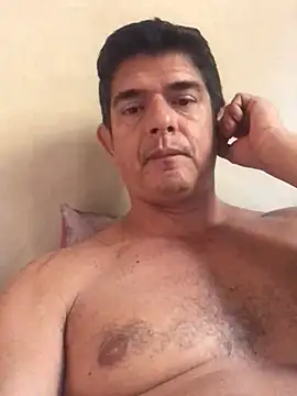 Snapshot of Marobronco chatting on July 6, 2026, 12:45 pm Marobronco online show from July 6, 2026, 12:45 pm