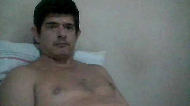 Snapshot of Marobronco chatting on August 6, 2026, 12:55 pm Marobronco online show from August 6, 2026, 12:55 pm