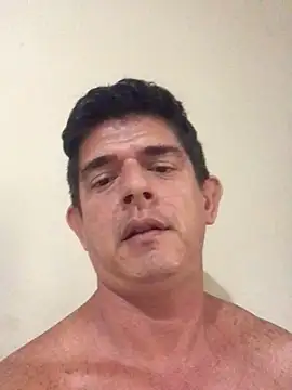 Snapshot of Marobronco chatting on July 5, 2026, 10:38 pm Marobronco online show from July 5, 2026, 10:38 pm