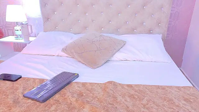 Sara Desire online show from March 14, 2026, 12:33 pm