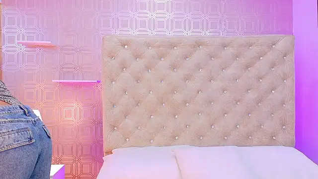 Sara Desire online show from March 7, 2026, 12:21 pm