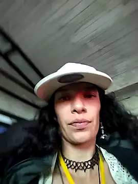 Snapshot of rebekka_simpson chatting on March 2, 2025, 10:02 pm rebekka simpson online show from March 2, 2025, 10:02 pm