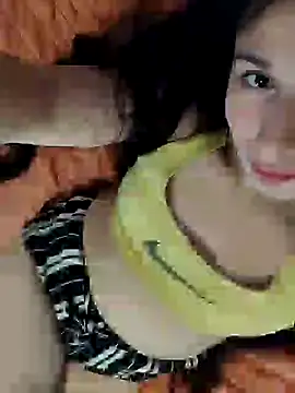 Snapshot of Bigyummmzul chatting on January 25, 2025, 10:18 pm Bigyummmzul online show from January 25, 2025, 10:18 pm