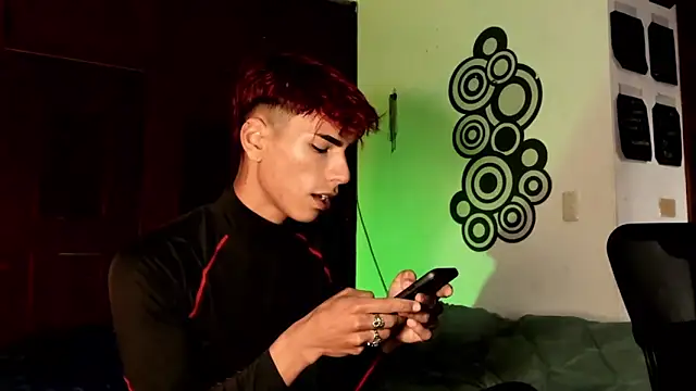 Snapshot of Teo_skinny chatting on November 6, 2025, 3:16 pm Teo skinny online show from November 6, 2025, 3:16 pm