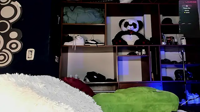 Teo skinny online show from July 23, 2026, 12:57 am