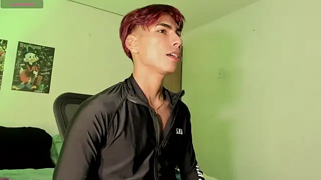 Snapshot of Teo_skinny chatting on October 16, 2025, 3:31 pm Teo skinny online show from October 16, 2025, 3:31 pm