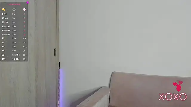 Lilacutte  online show from September 17, 2025, 8:49 am