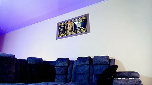 JeremyLowe online show from October 28, 2025, 8:08 pm