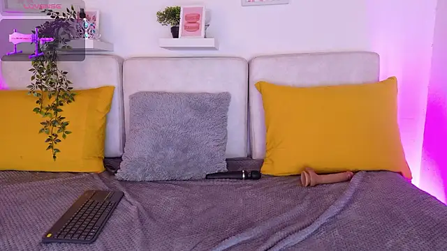 Malka Burning online show from March 4, 2026, 8:05 pm