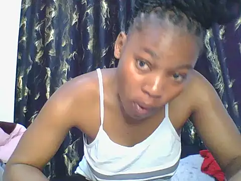 Snapshot of _Becky002 chatting on October 12, 2025, 8:16 am Becky002 online show from October 12, 2025, 8:16 am