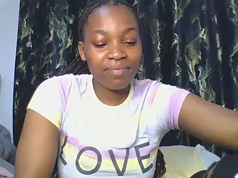  Becky002 online show from April 29, 2026, 8:40 am