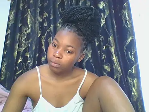 Snapshot of _Becky002 chatting on October 13, 2025, 8:38 am Becky002 online show from October 13, 2025, 8:38 am