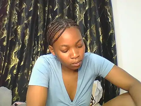  Becky002 online show from April 27, 2026, 9:18 am