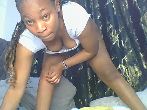 Snapshot of _Becky002 chatting on November 30, 2025, 8:48 am Becky002 online show from November 30, 2025, 8:48 am