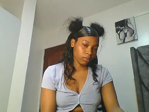  Becky002 online show from July 4, 2026, 6:45 pm