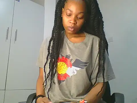  Becky002 online show from July 12, 2026, 11:22 am