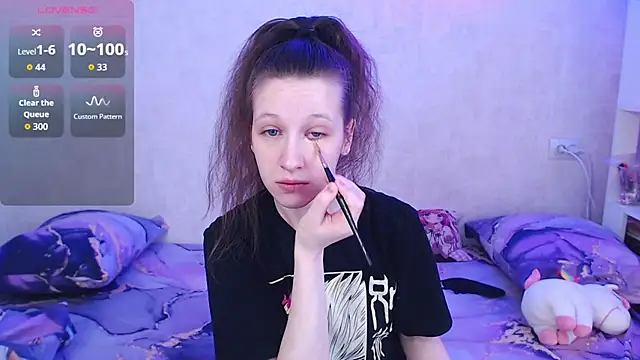 ur kitty   online show from March 10, 2026, 5:00 am