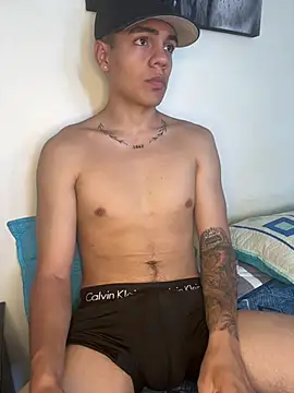 santiago sosa24 online show from June 19, 2026, 3:40 pm