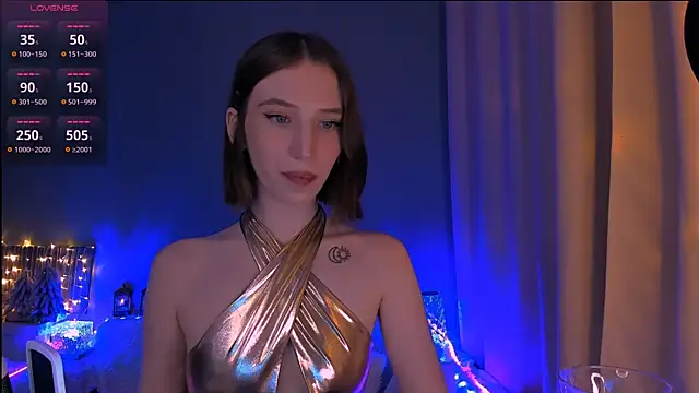 ellaamber online show from December 30, 2024, 1:26 am