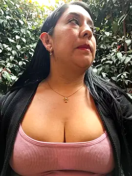 Bella keny online show from December 16, 2025, 7:18 pm