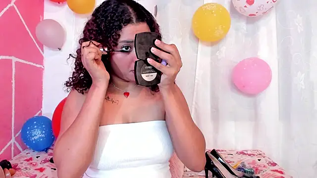 Snapshot of JessyZoe chatting on July 19, 2026, 4:15 pm JessyZoe online show from July 19, 2026, 4:15 pm