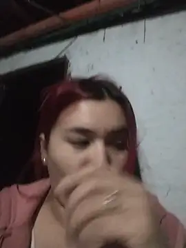 Snapshot of EmaGw chatting on November 12, 2025, 11:41 pm EmaGw online show from November 12, 2025, 11:41 pm