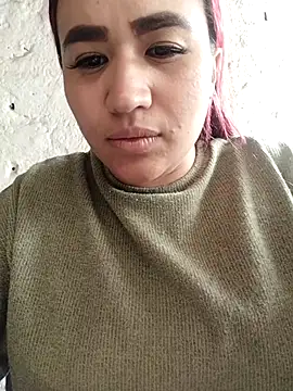 Snapshot of EmaGw chatting on December 5, 2025, 6:50 pm EmaGw online show from December 5, 2025, 6:50 pm