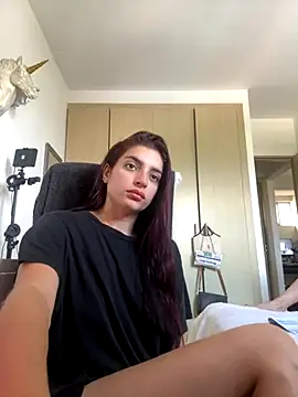 Snapshot of dakota_le chatting on November 27, 2025, 1:00 pm dakota le online show from November 27, 2025, 1:00 pm