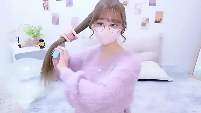 Snapshot of chihiro_ri chatting on November 4, 2025, 12:36 am chihiro ri online show from November 4, 2025, 12:36 am