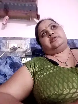 Kiyara7 online show from March 3, 2025, 4:36 pm