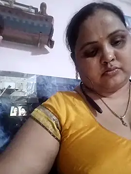 Kiyara7 online show from February 23, 2025, 5:18 pm