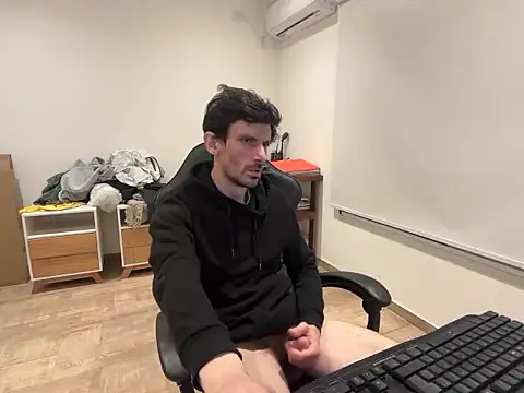 nicolaaaaas online show from October 20, 2025, 4:47 am