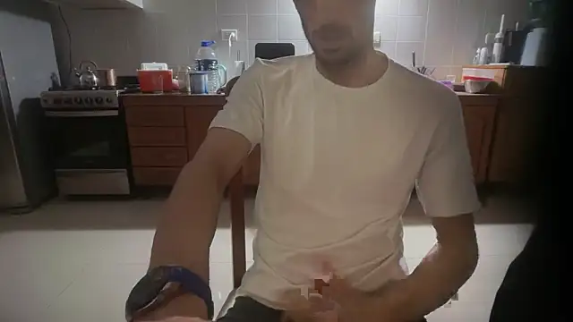 Snapshot of nicolaaaaas chatting on February 21, 2026, 7:32 am nicolaaaaas online show from February 21, 2026, 7:32 am