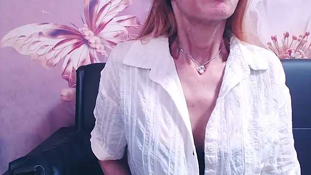 Snapshot of BlondPussy chatting on July 9, 2026, 5:08 am BlondPussy online show from July 9, 2026, 5:08 am