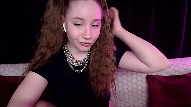 Snapshot of SindiWatsoon chatting on March 18, 2025, 7:55 pm SindiWatsoon online show from March 18, 2025, 7:55 pm