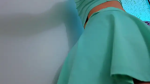 luly pink online show from June 23, 2026, 5:05 am