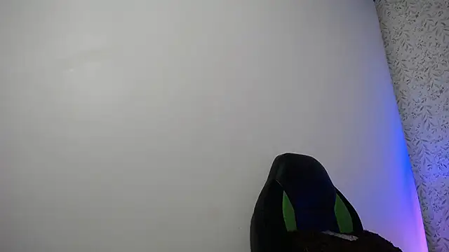 luly pink online show from September 26, 2025, 4:30 am