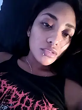 Snapshot of VictoireFeller chatting on December 20, 2025, 5:54 am VictoireFeller online show from December 20, 2025, 5:54 am