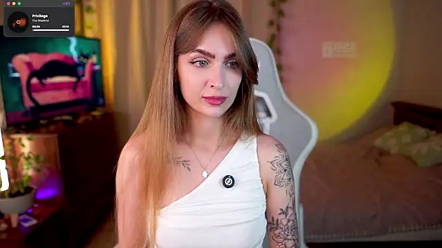Kamila icee online show from July 18, 2026, 8:28 pm