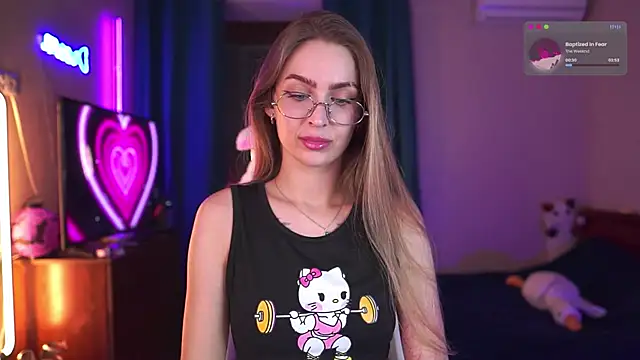 Kamila icee online show from November 20, 2025, 8:20 pm