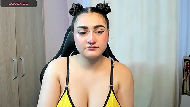 Snapshot of setzuna_ chatting on November 9, 2025, 10:36 pm setzuna online show from November 9, 2025, 10:36 pm