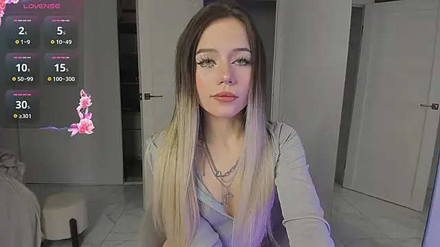 Snapshot of KellyBarton chatting on January 18, 2025, 5:37 pm KellyBarton online show from January 18, 2025, 5:37 pm
