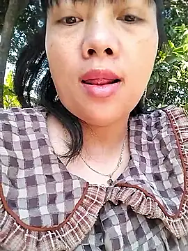 Snapshot of Lady-big91 chatting on November 23, 2025, 6:45 am Lady-big91 online show from November 23, 2025, 6:45 am