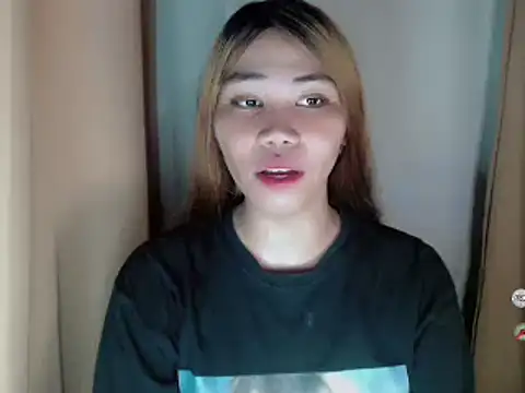 urfantacyjean online show from April 24, 2026, 2:46 am